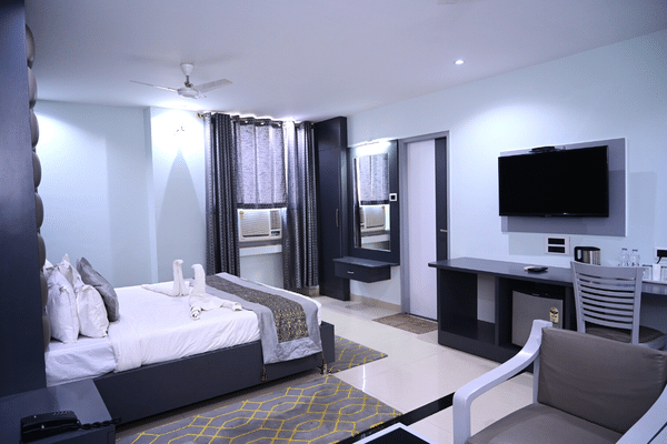 Suite - Room